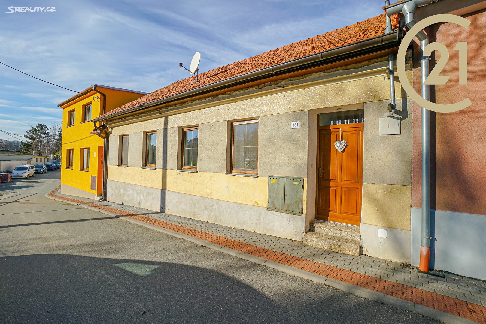 Pronájem  rodinného domu 65 m², pozemek 90 m², Pod Hradbami, Moravský Krumlov