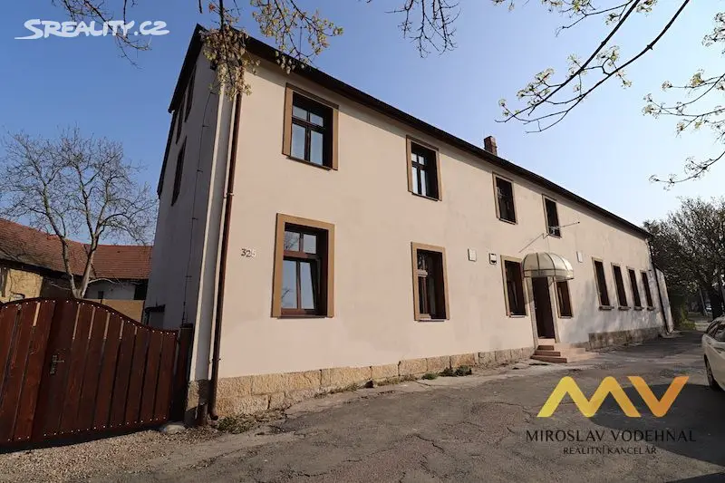 Pronájem bytu 1+1 21 m², Hlavní, Hradec Králové - Nový Hradec Králové