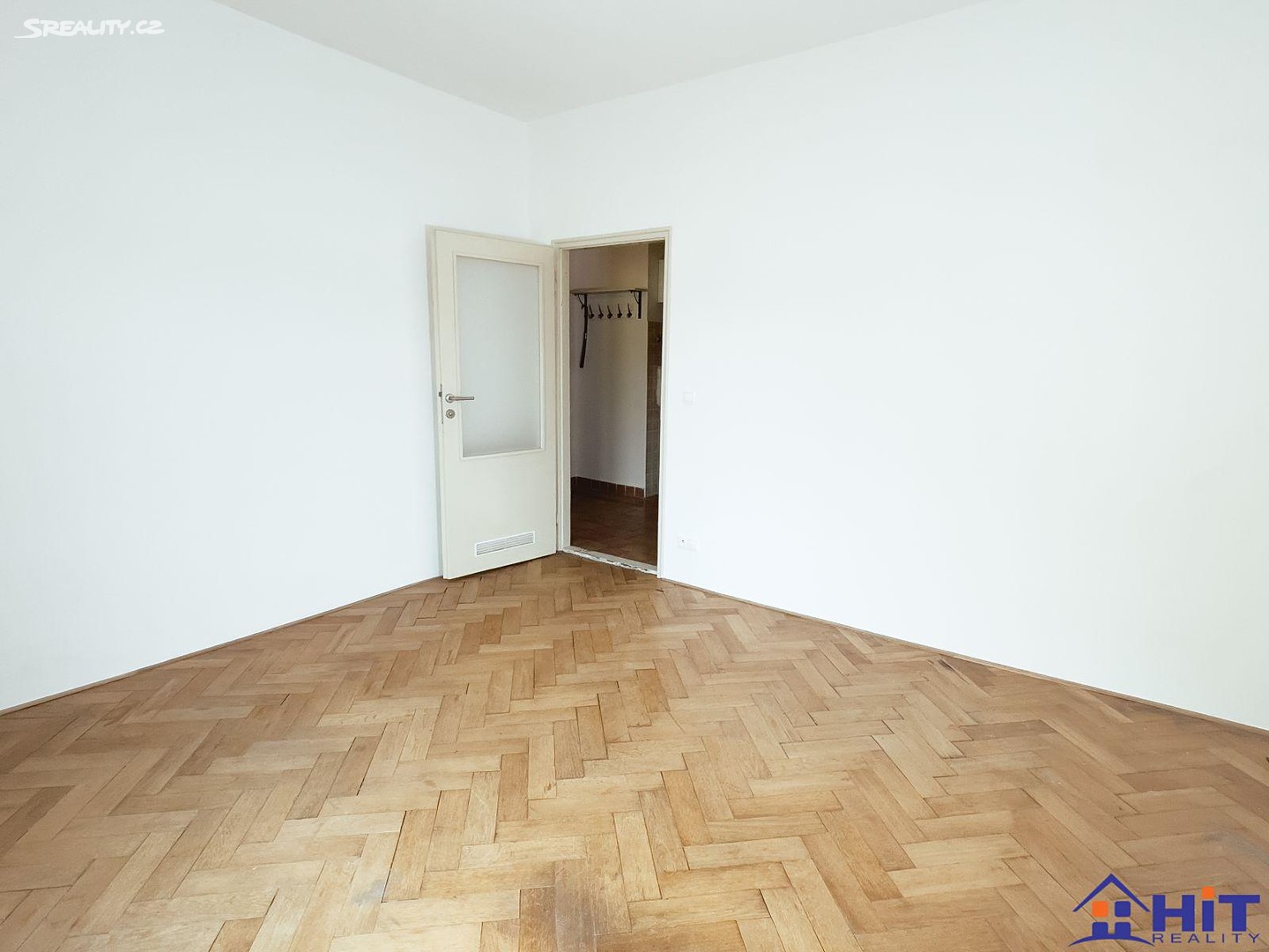 Pronájem bytu 2+1 52 m², Na Dolinách, Praha 4 - Nusle