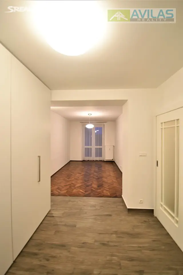 Pronájem bytu 2+kk 61 m², U kombinátu, Praha 10 - Strašnice