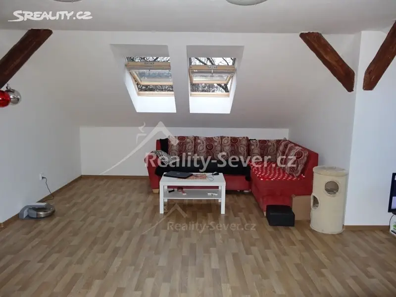 Pronájem bytu 1+1 64 m², Nový Bor - Arnultovice, okres Česká Lípa