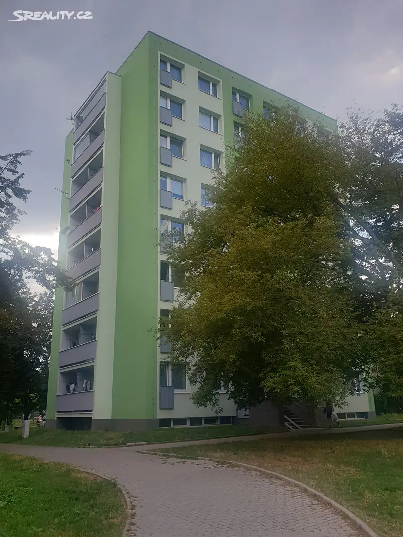 Pronájem bytu 2+1 42 m², Vitry, Kladno - Kročehlavy