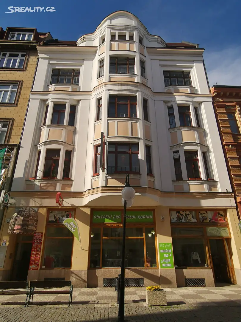 Pronájem bytu 6 pokojů a více 171 m², Krupská, Teplice