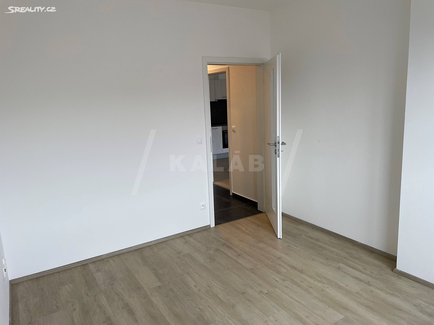 Prodej bytu 2+kk 42 m², Kovářská, Brno - Komárov