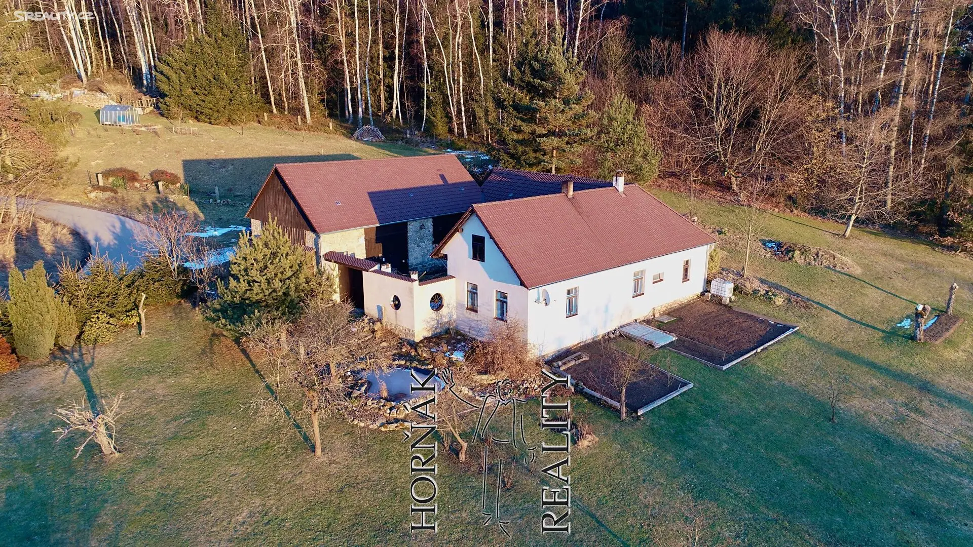 Prodej  rodinného domu 319 m², pozemek 6 680 m², Horní Němčice, okres Jindřichův Hradec