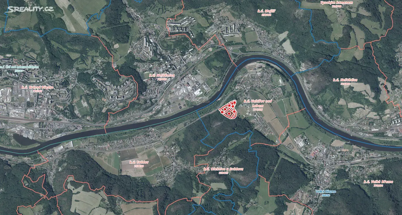 Prodej  stavebního pozemku 39 851 m², Velké Březno - Valtířov, okres Ústí nad Labem