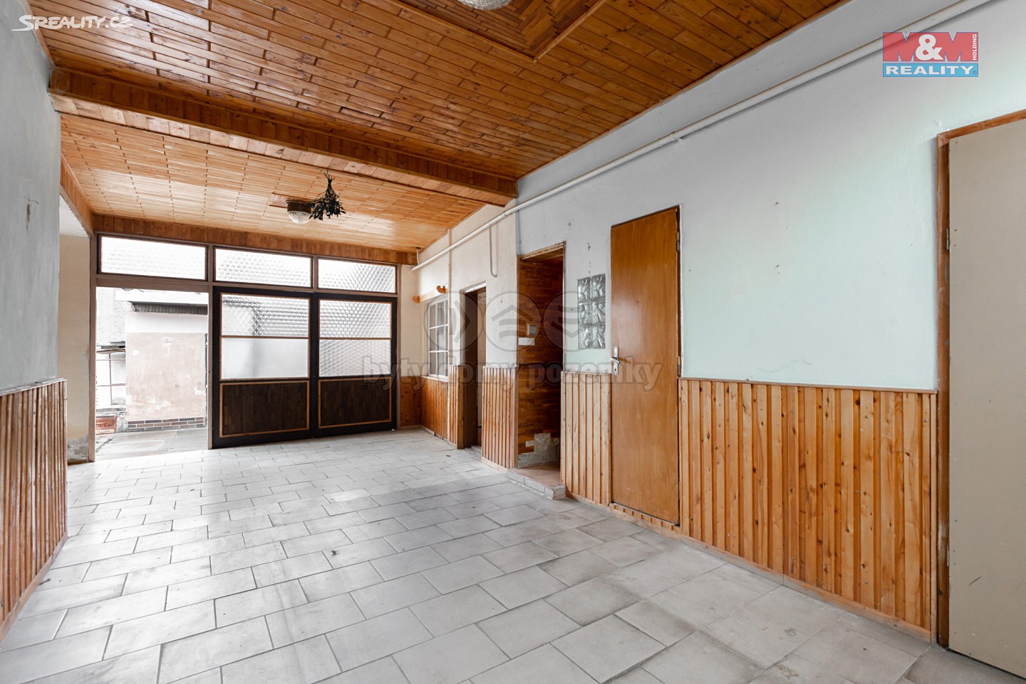 Prodej  rodinného domu 320 m², pozemek 336 m², Jalubí, okres Uherské Hradiště