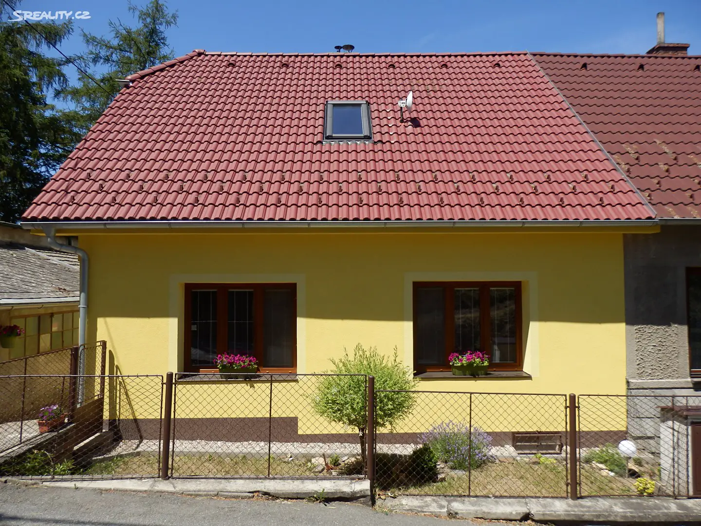 Prodej  rodinného domu 112 m², pozemek 230 m², Nad Lesem, Třebíč - Stařečka