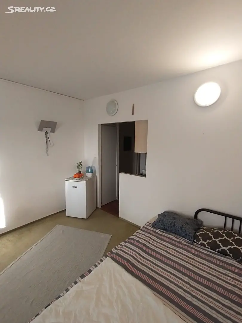 Pronájem bytu 1+kk 30 m², Součkova, Brno - Komín