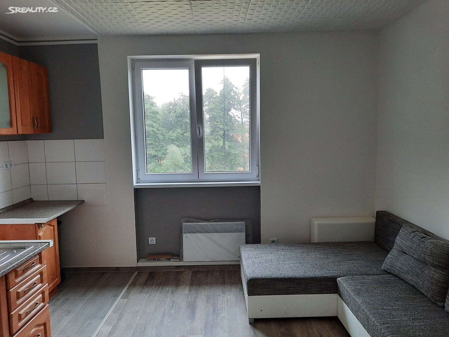 Pronájem bytu 1+kk 27 m², Číčovice, okres Praha-západ