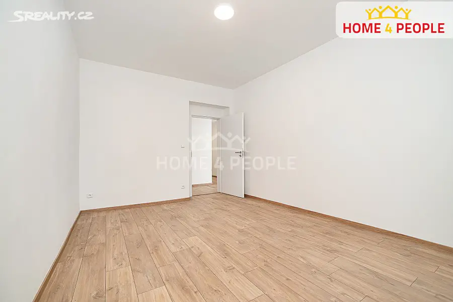 Pronájem bytu 4+1 100 m², Pod Stárkou, Praha 4 - Michle