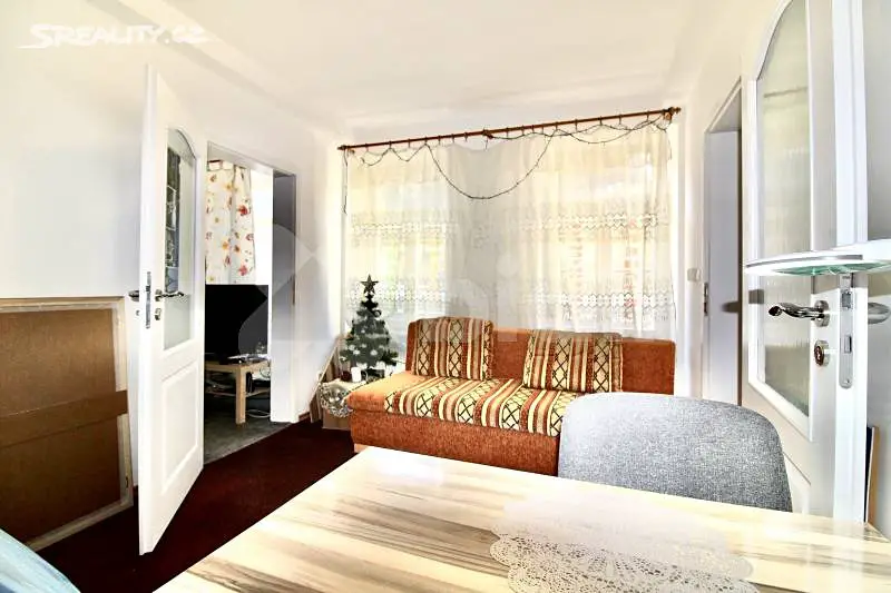 Pronájem bytu atypické 48 m², Karlovy Vary