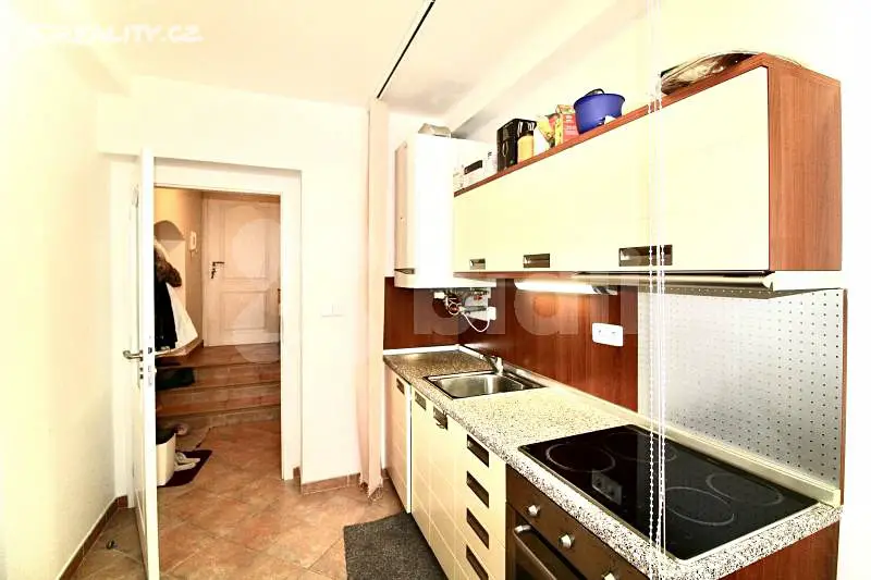 Pronájem bytu atypické 48 m², Karlovy Vary
