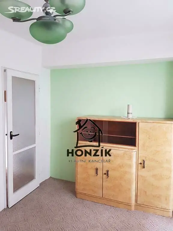 Prodej bytu 3+kk 40 m², Evropská, Praha 6 - Vokovice