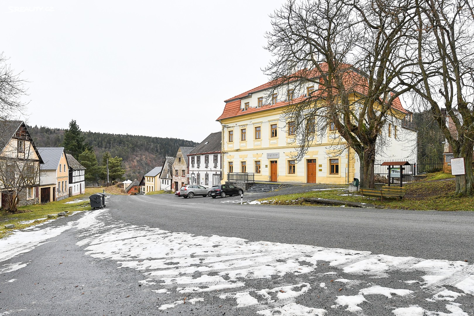 Prodej  rodinného domu 1 104 m², pozemek 2 106 m², Manětín - Rabštejn nad Střelou, okres Plzeň-sever