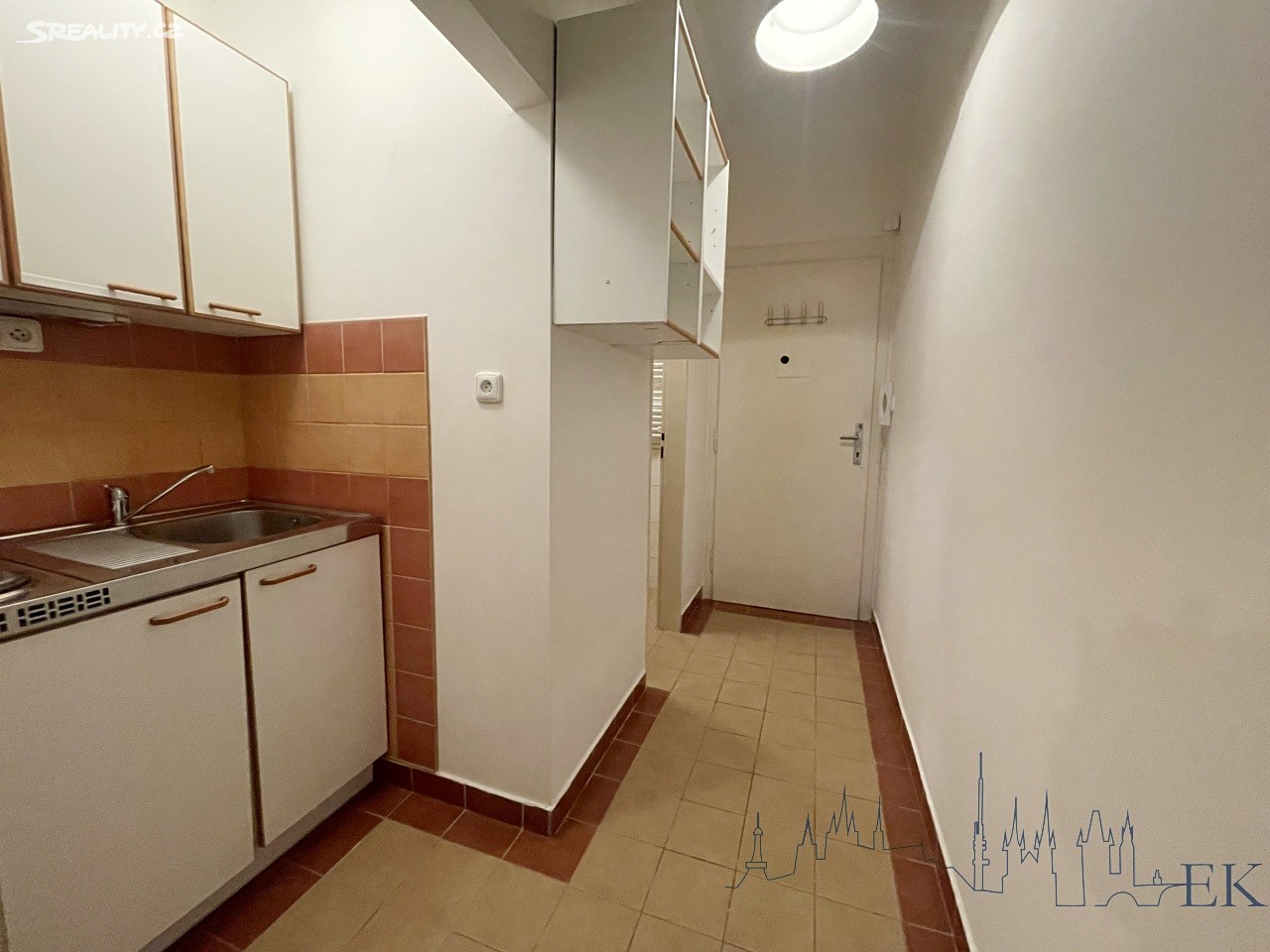 Pronájem bytu 1+1 27 m², Praha 10 - Strašnice