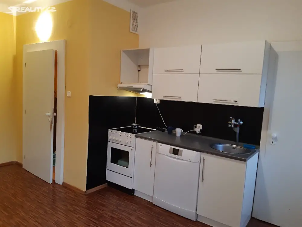 Pronájem bytu 1+1 45 m², Horní Valy, Uherský Brod