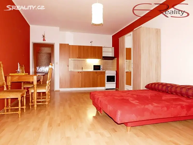Pronájem bytu 1+kk 32 m², Jeronýmova, Liberec - Liberec VII-Horní Růžodol
