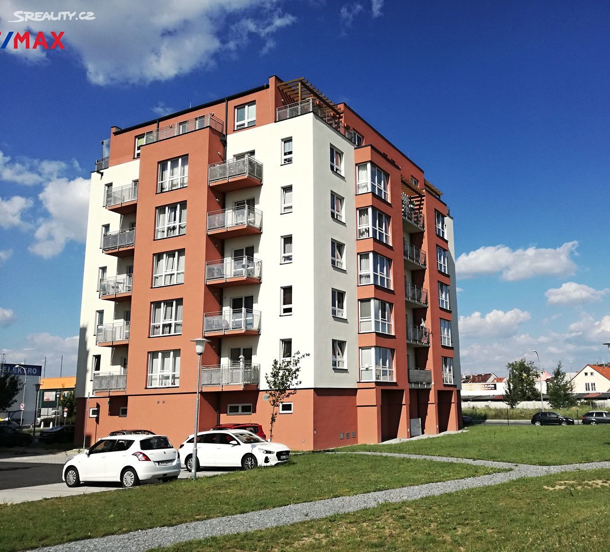 Pronájem bytu 1+kk 32 m², U Borských kasáren, Plzeň - Jižní Předměstí
