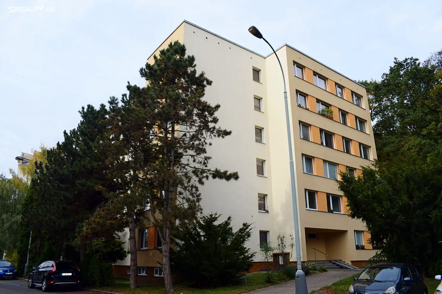 Pronájem bytu 2+kk 48 m², Šimůnkova, Praha 8 - Kobylisy