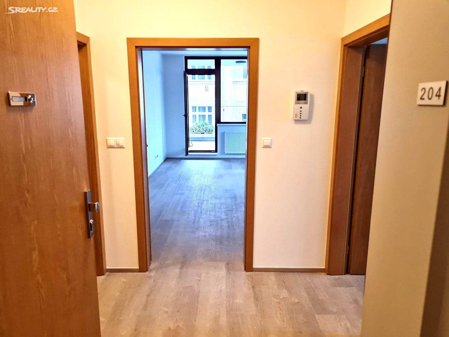 Pronájem bytu 2+kk 50 m², Pod dvorem, Praha 6 - Veleslavín