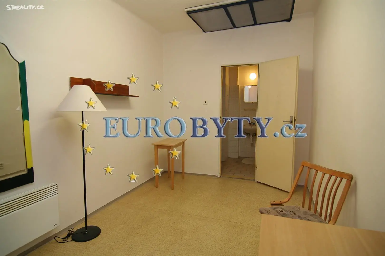 Pronájem bytu atypické 25 m² (Podkrovní), V Horkách, Praha 4 - Nusle
