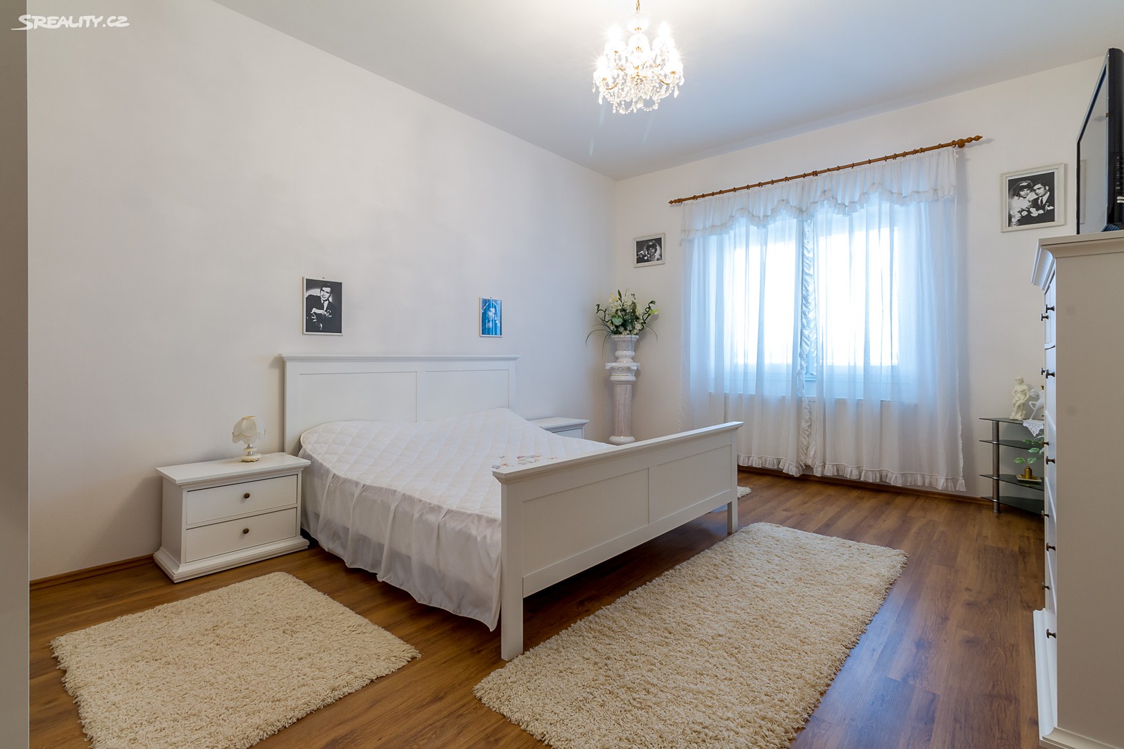 Prodej  rodinného domu 240 m², pozemek 300 m², Praha 5 - Praha-Zličín