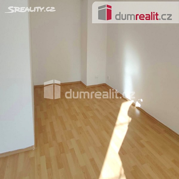 Pronájem bytu 1+kk 37 m², Družstevní, Děčín - Děčín X-Bělá