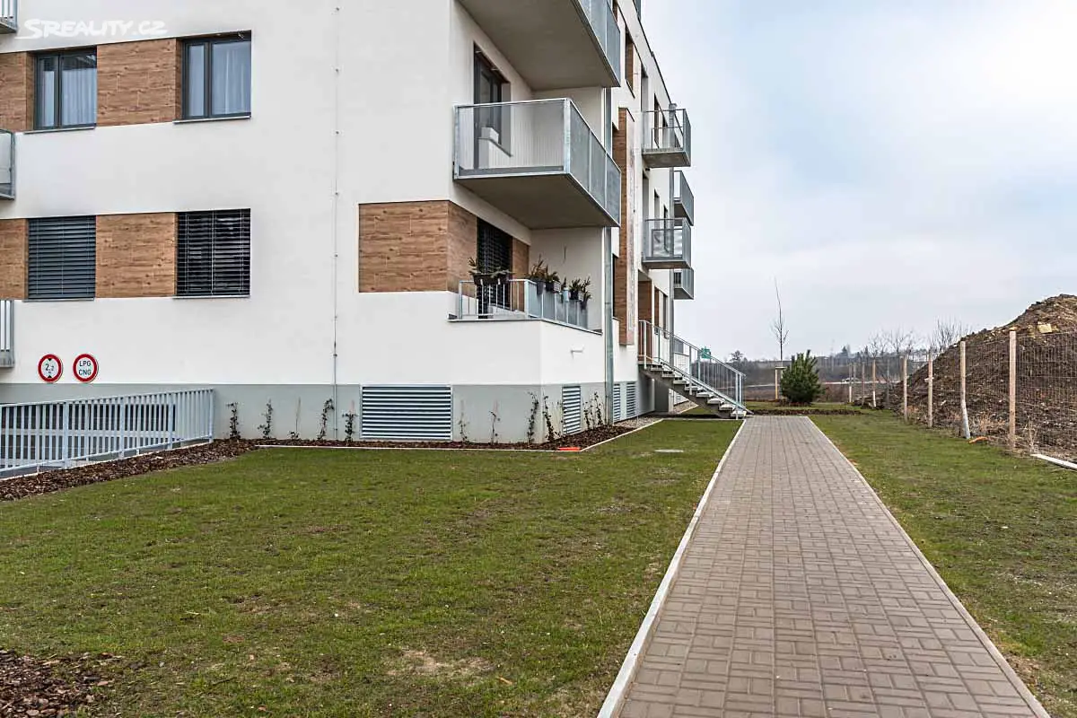 Prodej bytu 2+kk 37 m², Želetická, Praha 5 - Sobín