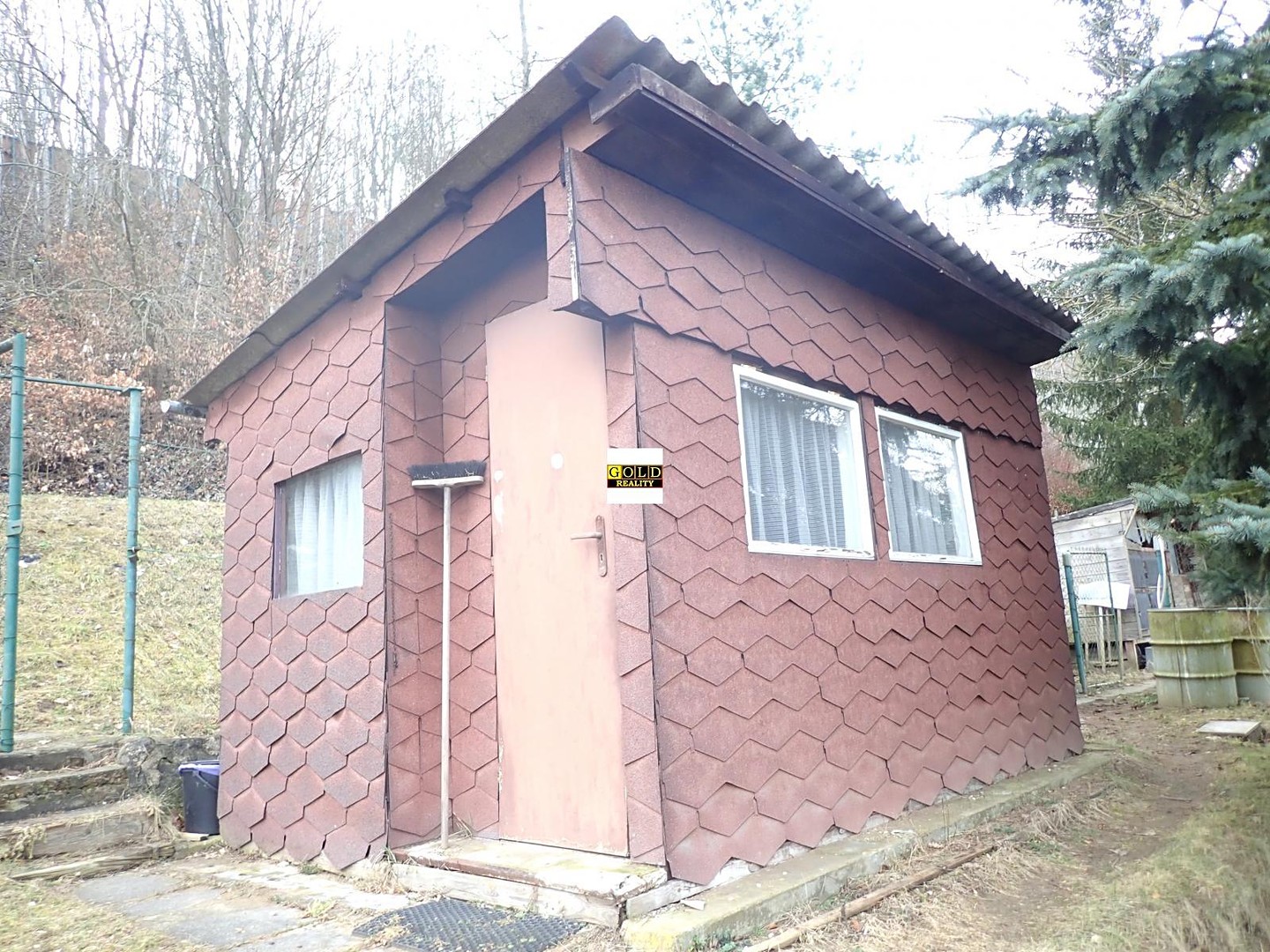 Prodej  chaty 30 m², pozemek 790 m², Hrdlořezy, okres Mladá Boleslav