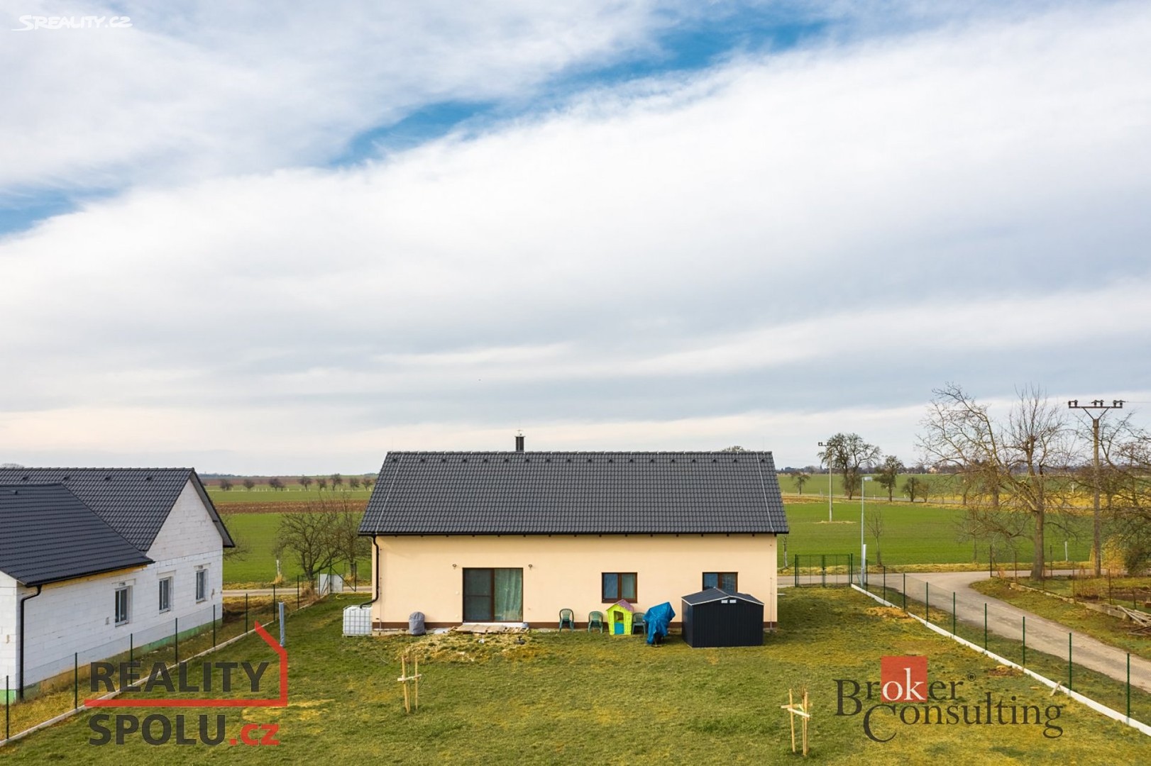 Prodej  rodinného domu 128 m², pozemek 1 095 m², Chorušice - Velký Újezd, okres Mělník