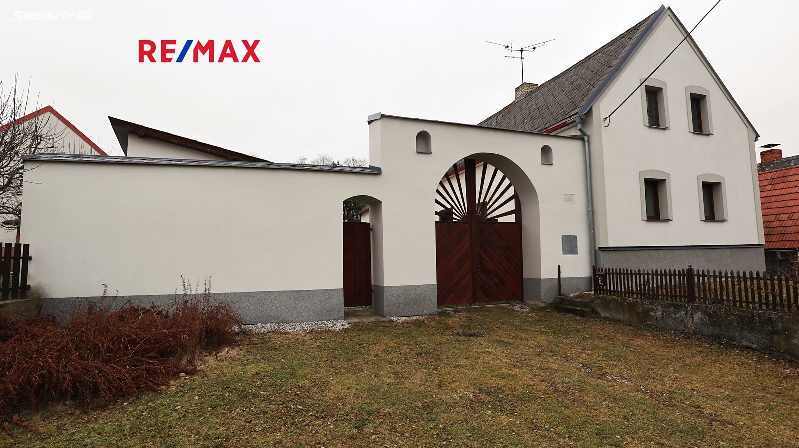 Prodej  rodinného domu 229 m², pozemek 1 528 m², Manětín, okres Plzeň-sever