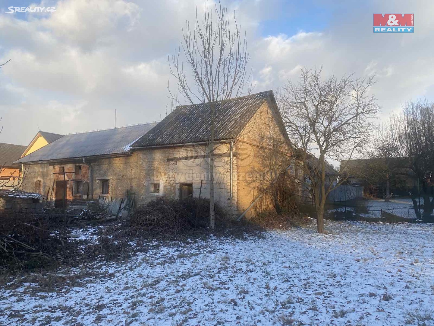 Prodej  rodinného domu 620 m², pozemek 617 m², Strukov, okres Olomouc