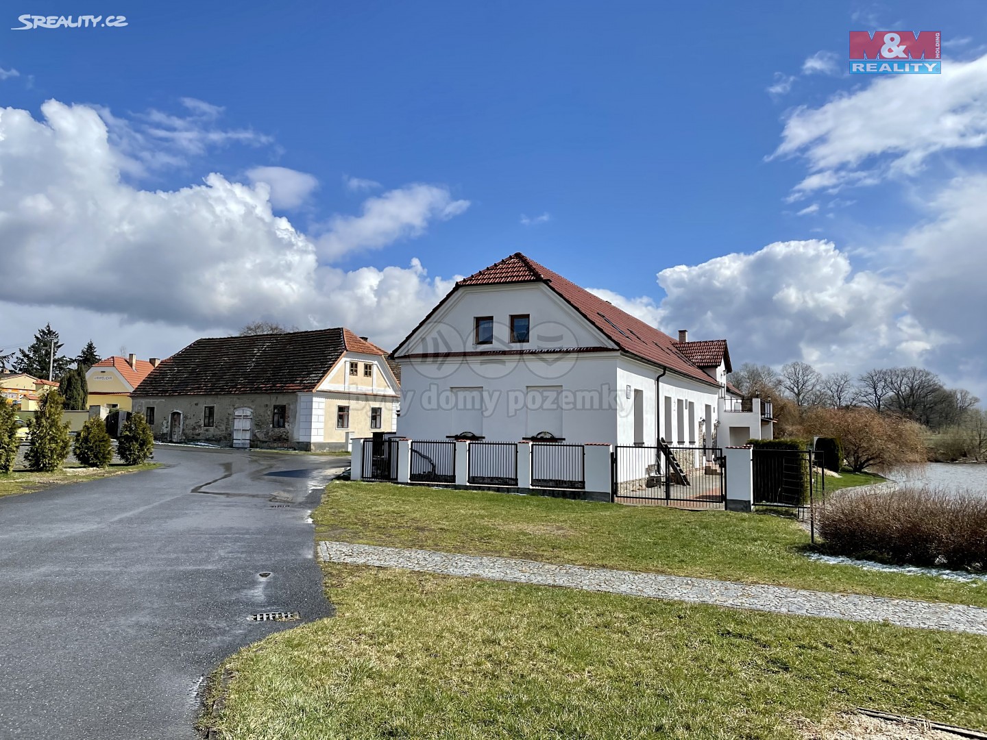 Prodej  rodinného domu 600 m², pozemek 707 m², Varvažov, okres Písek