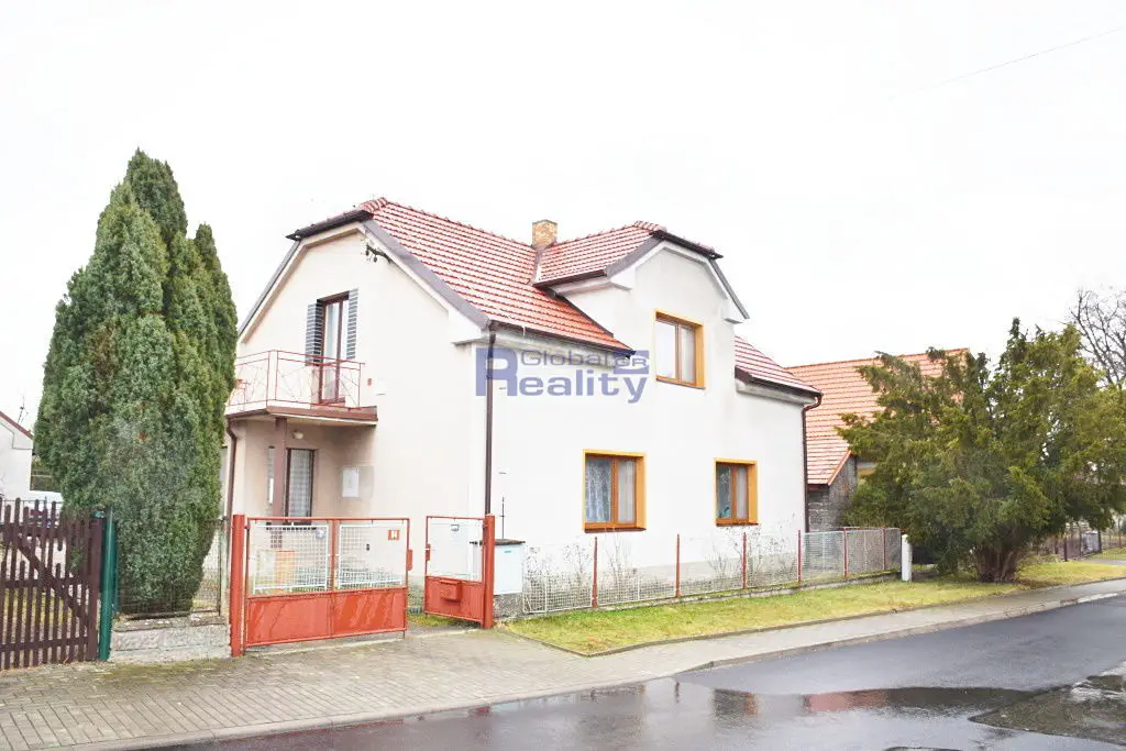 Prodej  rodinného domu 160 m², pozemek 758 m², Voleč, okres Pardubice