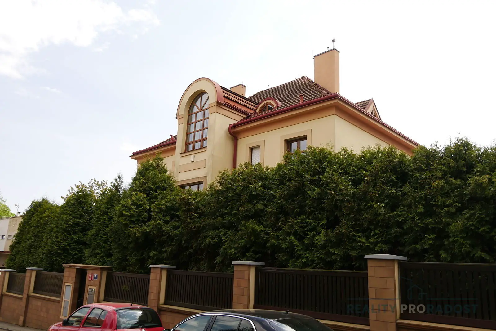 Prodej  vily 460 m², pozemek 700 m², U tenisu, Praha 5 - Košíře