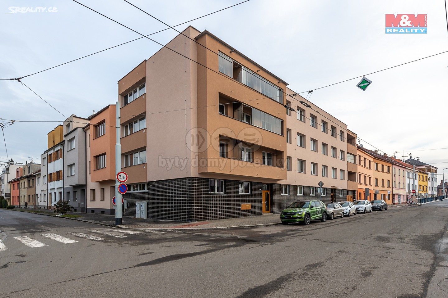 Pronájem bytu 1+1 38 m², Štrossova, Pardubice - Bílé Předměstí