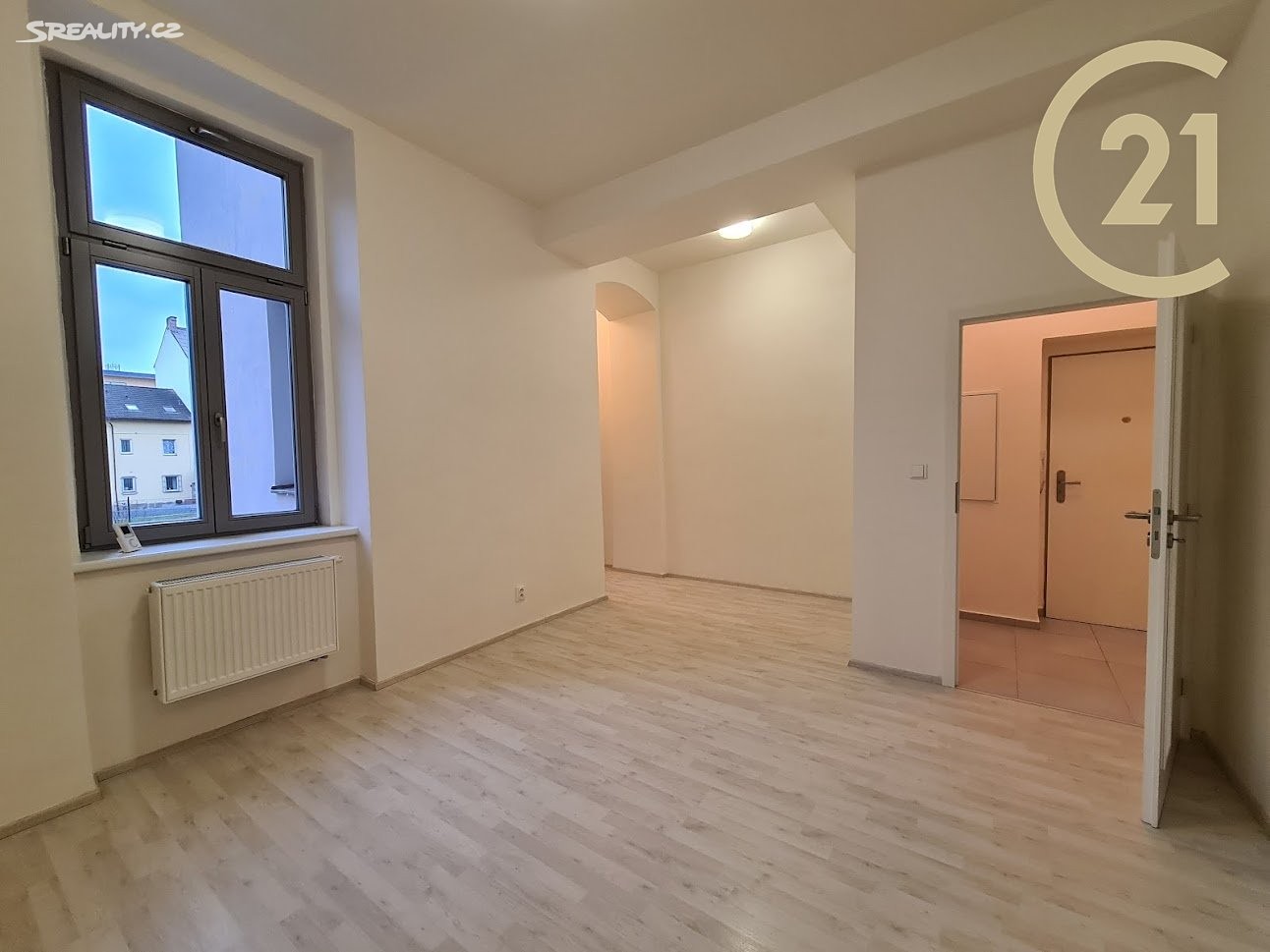Pronájem bytu 1+kk 34 m², Karlova, Plzeň - Jižní Předměstí