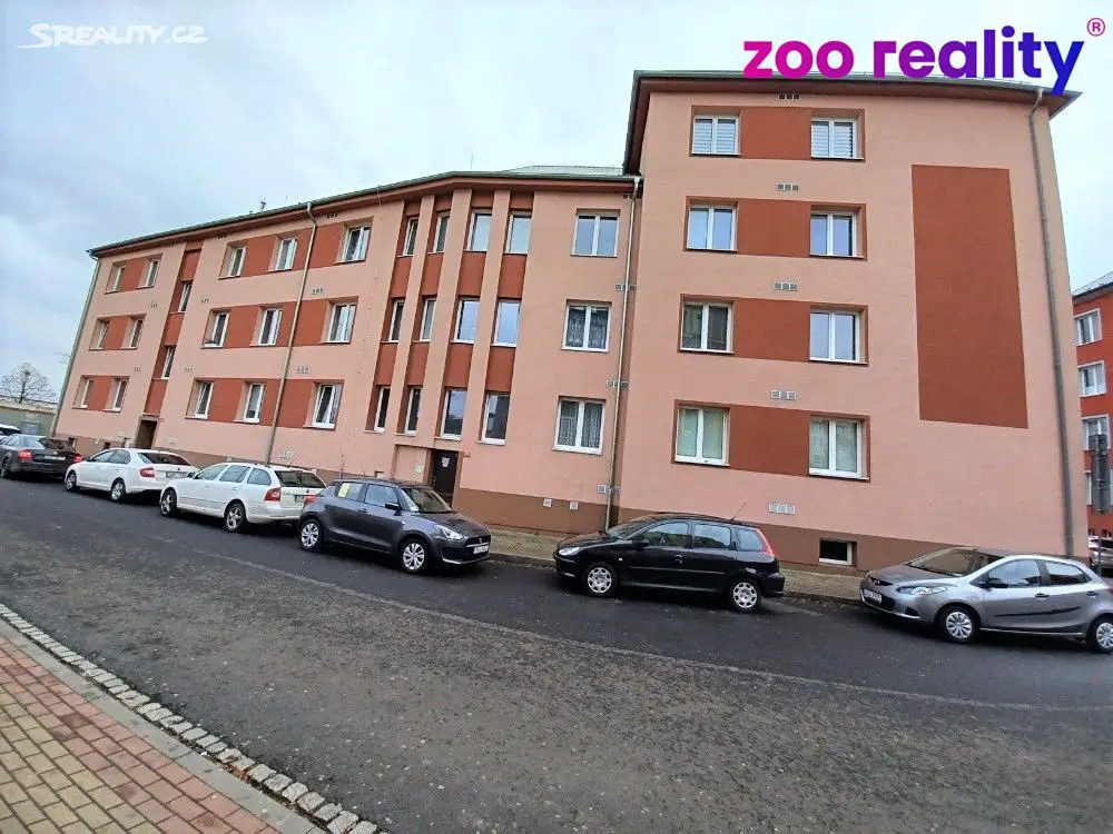 Pronájem bytu 2+1 50 m², Heydukova, Chomutov