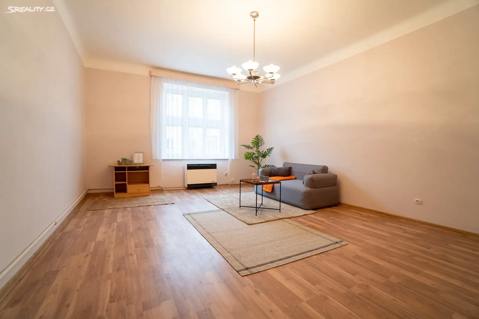 Pronájem bytu 2+1 63 m², Lucemburská, Praha 3 - Žižkov