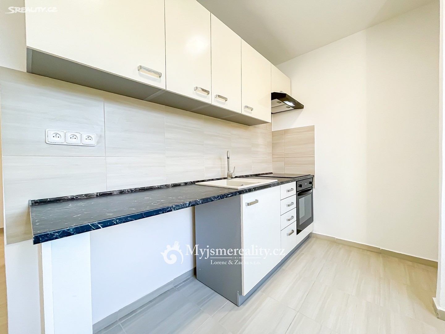 Pronájem bytu 2+1 50 m², Smetanova, Znojmo