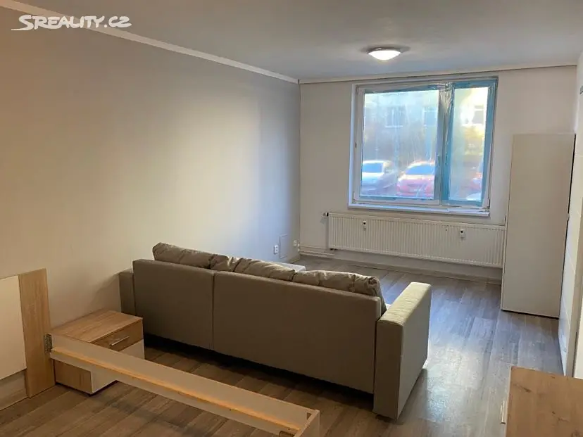 Prodej bytu 1+1 40 m², Višňová, Milovice - Mladá