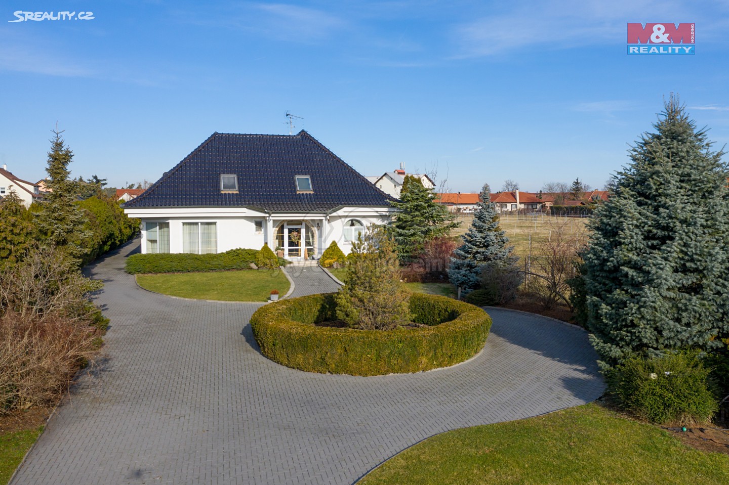 Prodej  rodinného domu 420 m², pozemek 3 523 m², V zákruží, Třebestovice