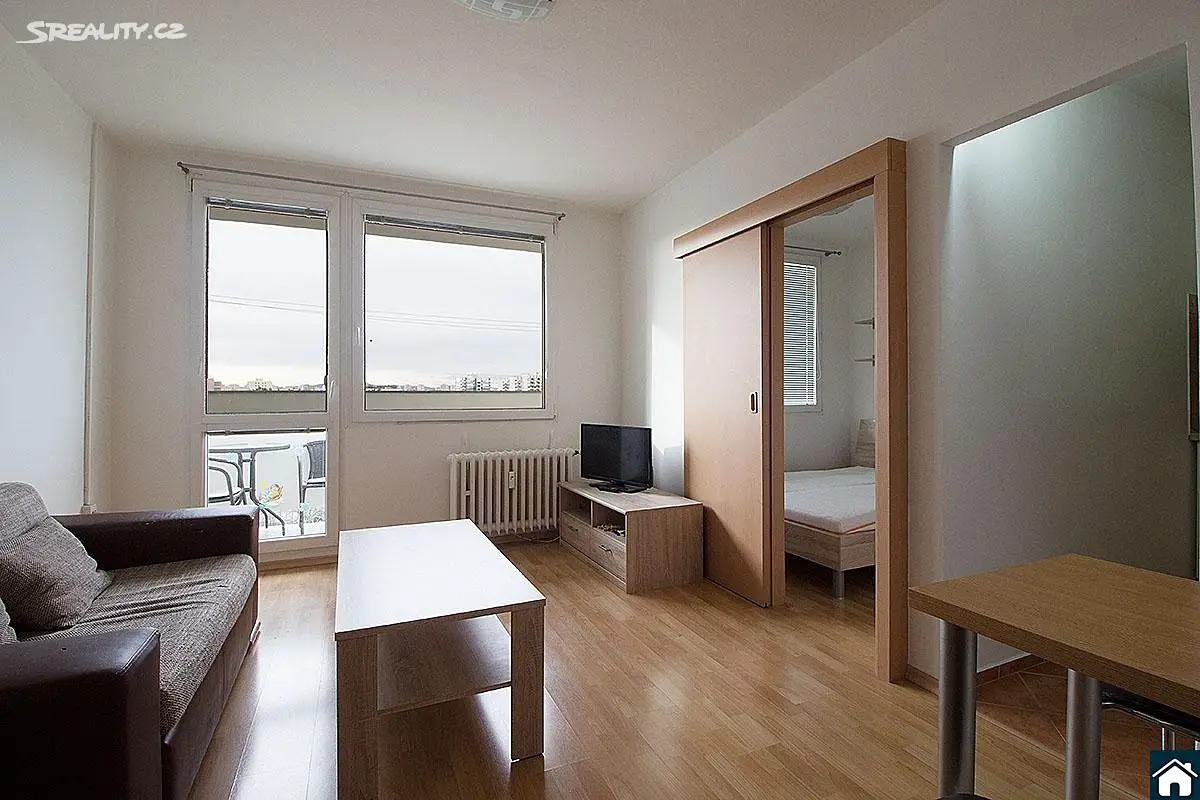 Pronájem bytu 1+1 33 m², Horáčkova, Praha 4 - Krč