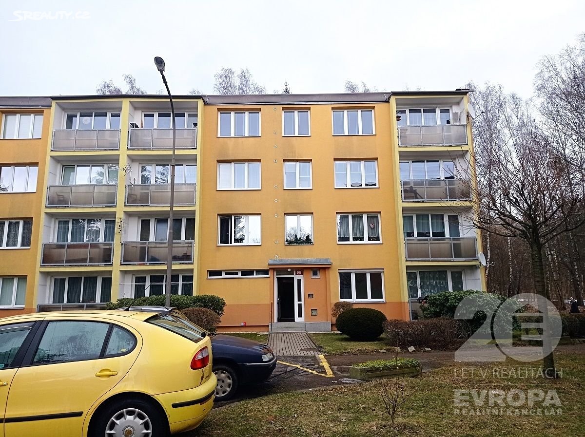 Pronájem bytu 1+kk 22 m², Školní, Liberec - Liberec V-Kristiánov