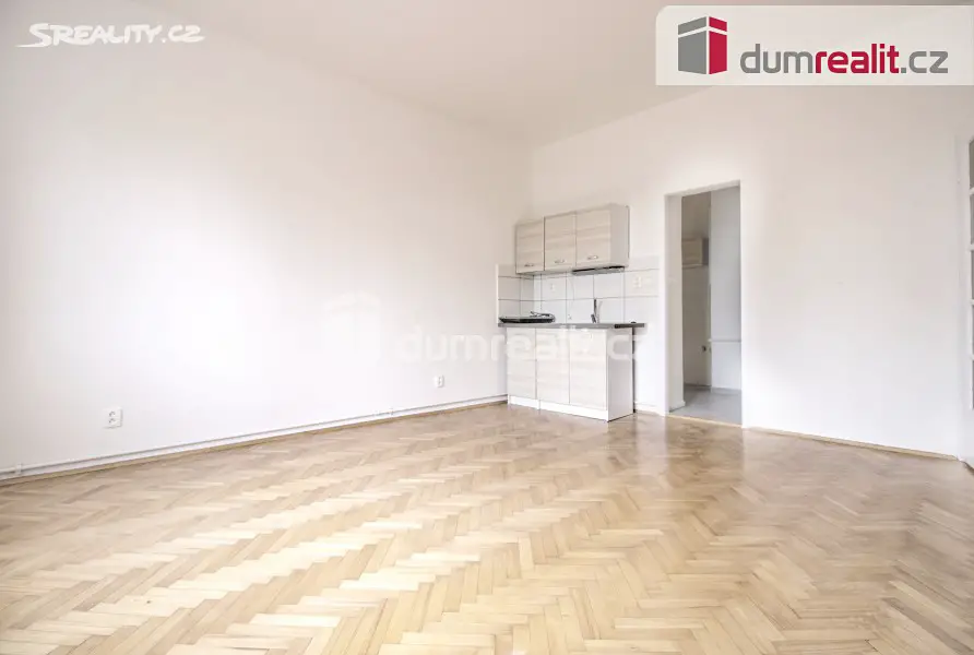 Pronájem bytu 1+kk 33 m², Hanusova, Praha 4 - Michle