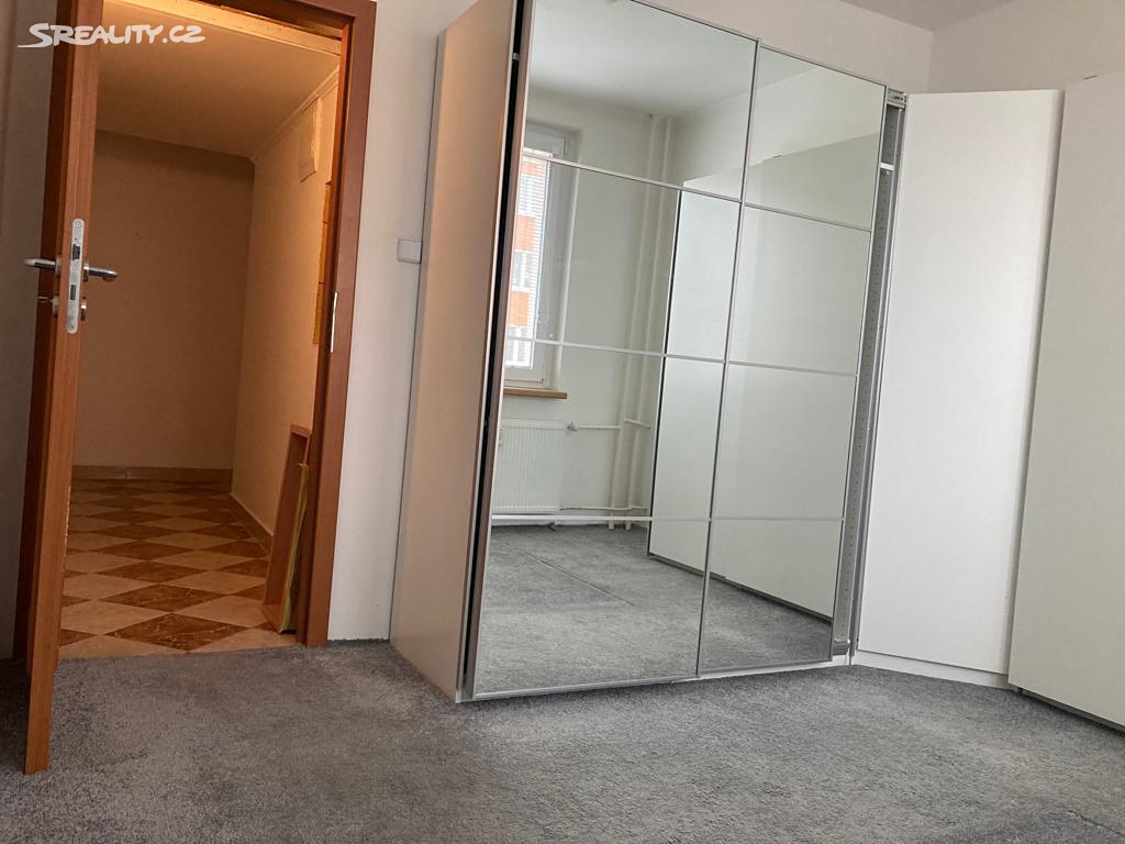 Pronájem bytu 2+1 65 m², Východní, Karlovy Vary - Drahovice