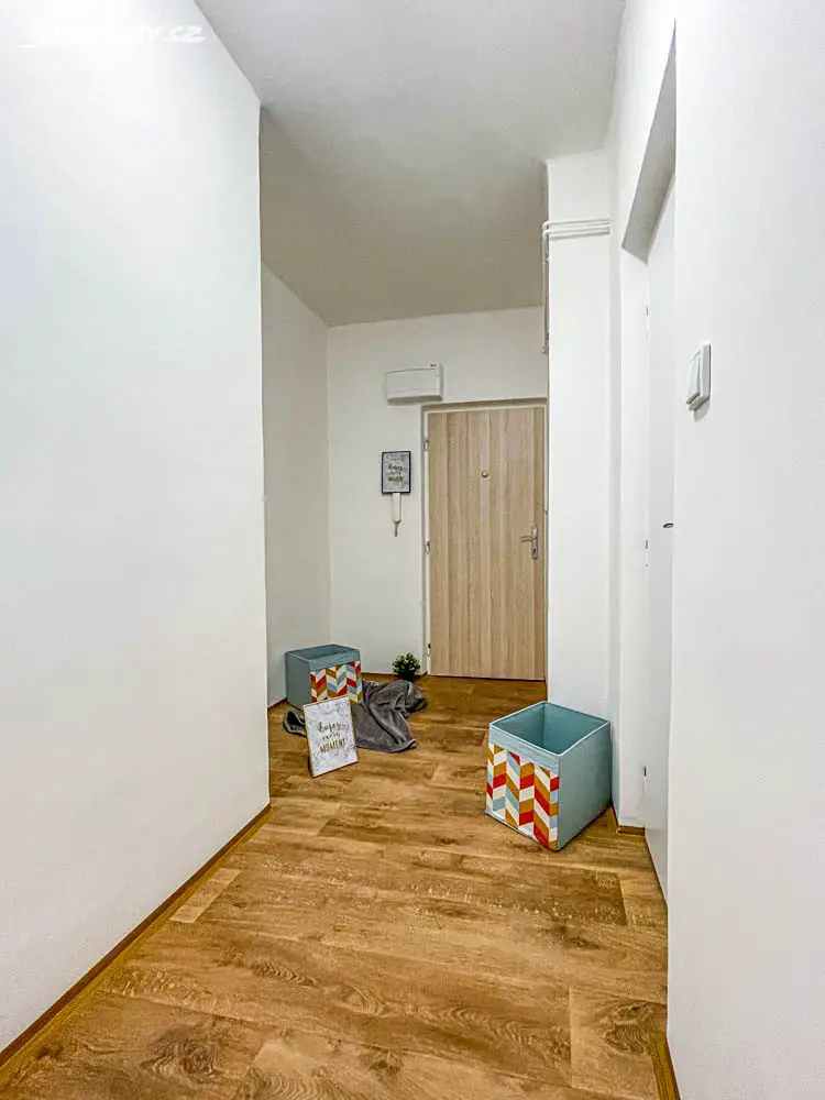 Pronájem bytu 2+1 56 m², Havlíčkovo náměstí, Ostrava - Poruba