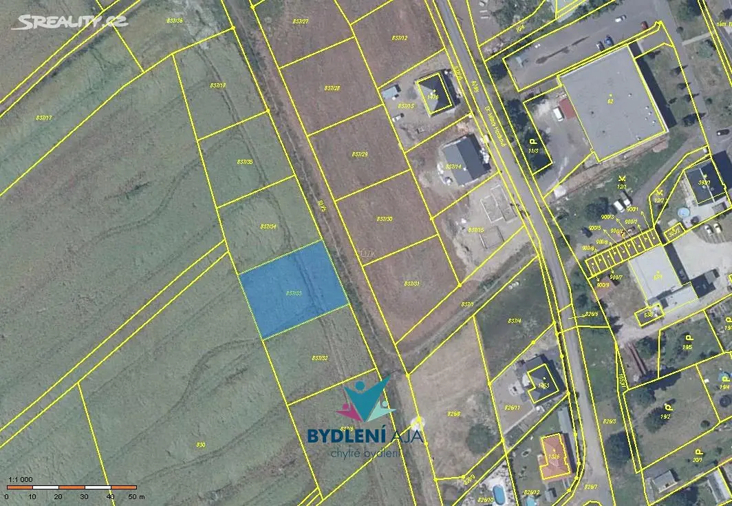 Prodej  stavebního pozemku 961 m², Dr. Milady Horákové, Lom