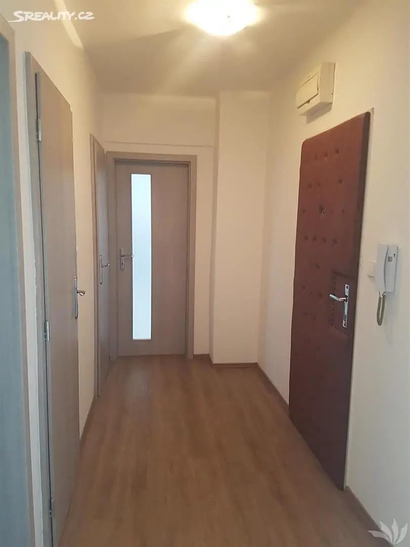 Prodej bytu 2+1 58 m², J. Zeyera, Čelákovice